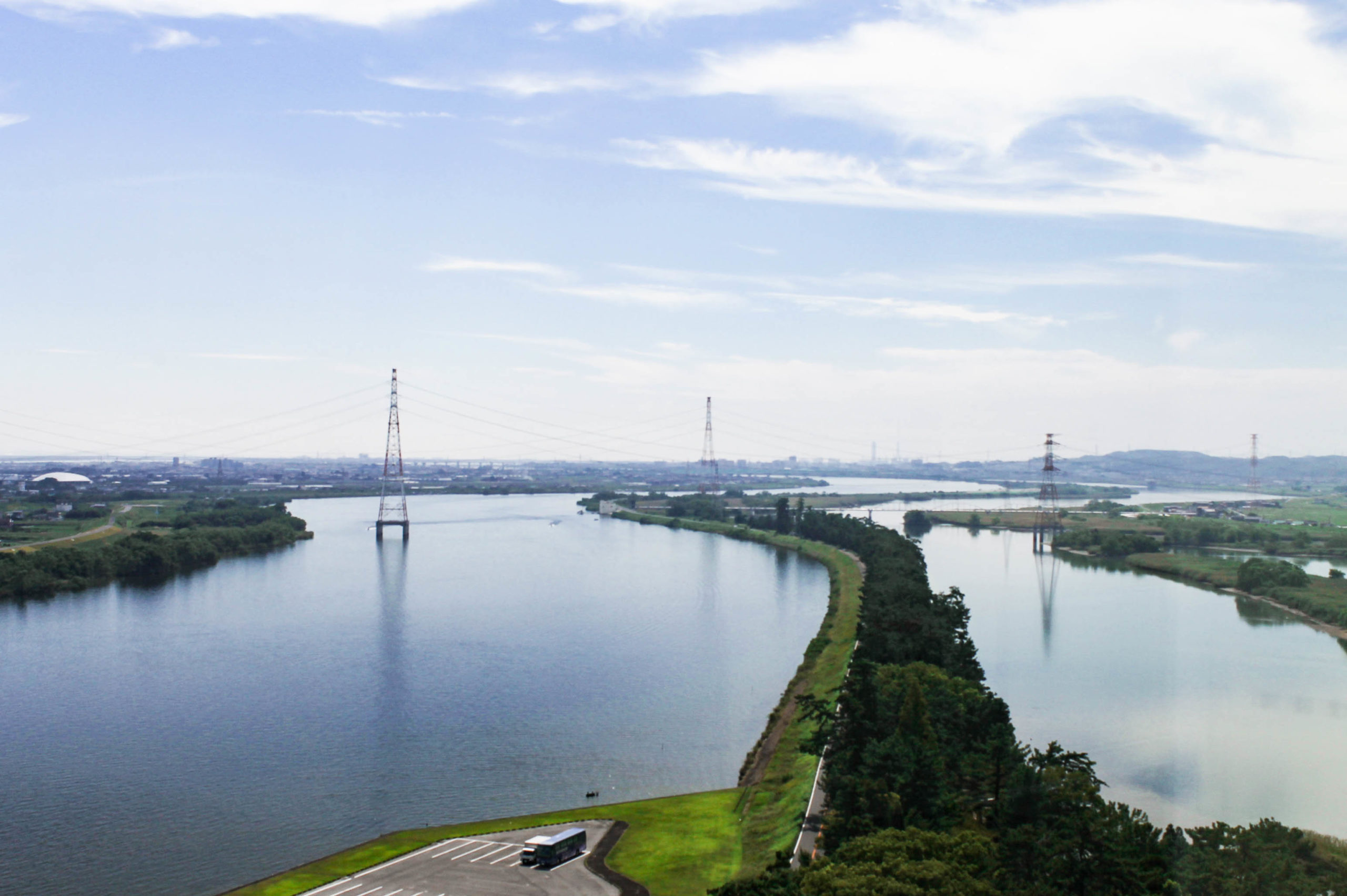 木曽三川公園内ツインアーチ１３８からの木曽川の眺めの写真